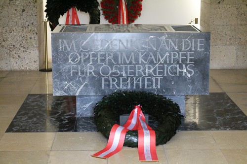 Memorial Crypt Äußeren Burgtor