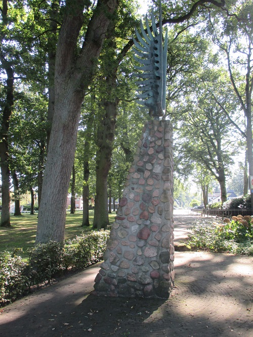 Oorlogsmonument Odoorn #2