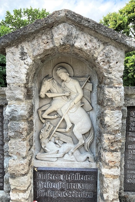 War Memorial Lauterbach #4