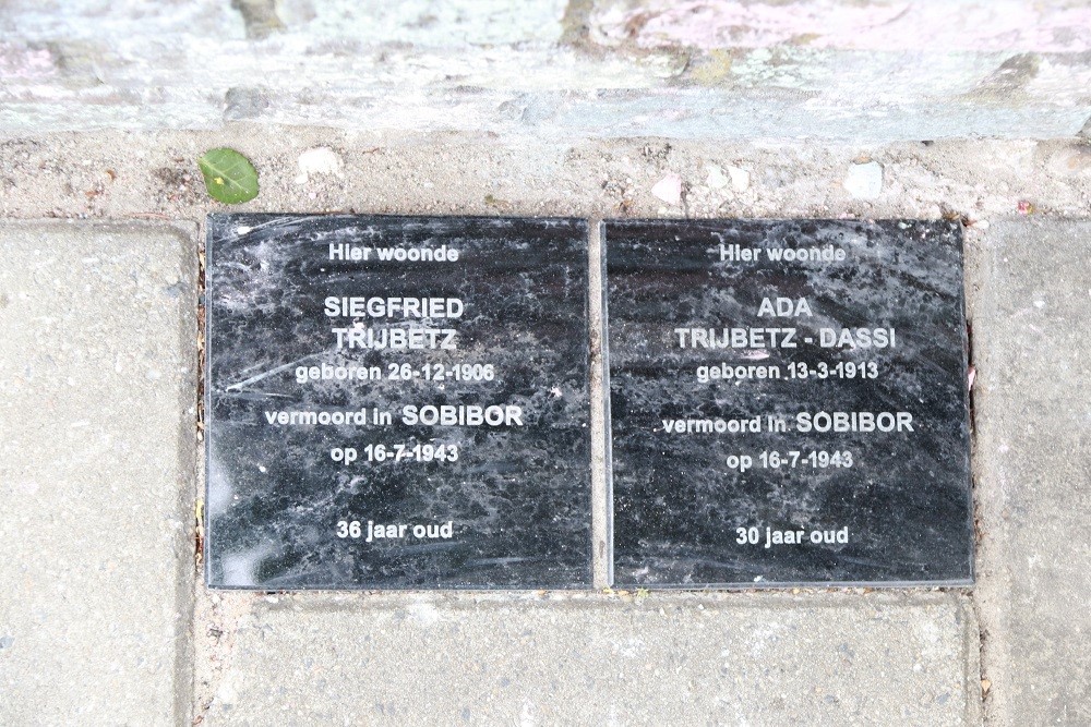 Memorial Stones Rozenstraat 7