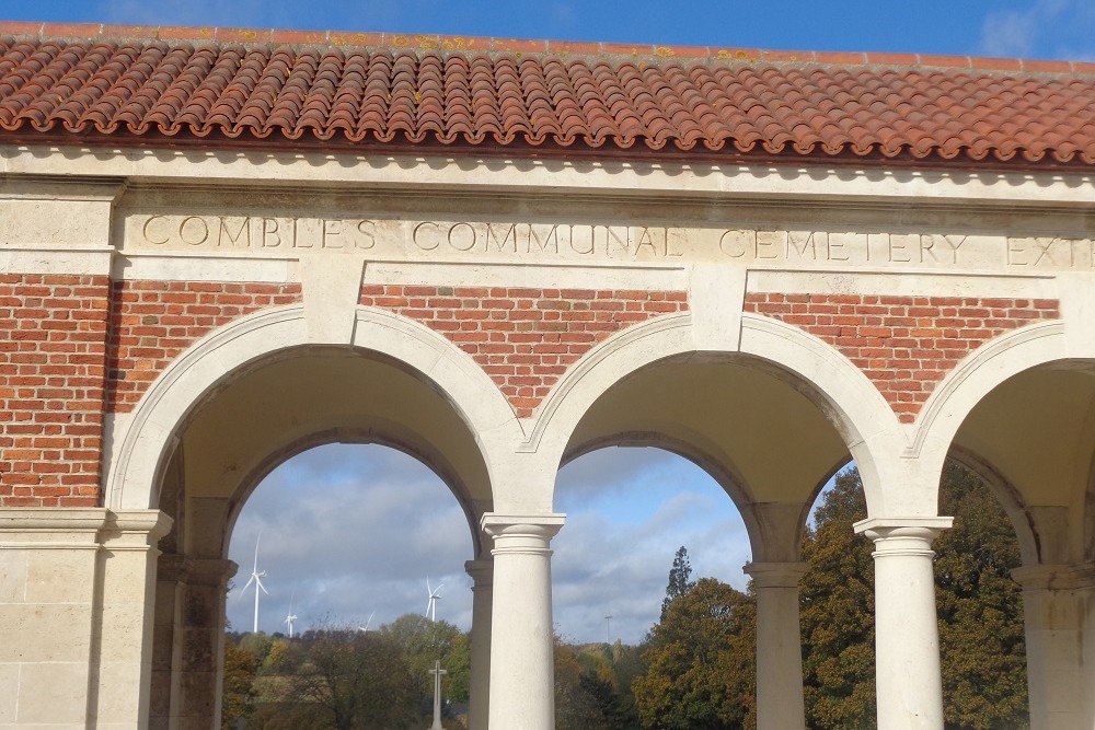 Commonwealth War Graves Combles Extension #3