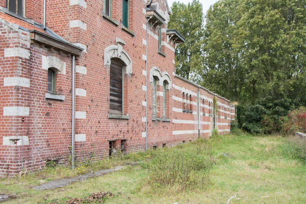 La Ferme Nord Zuydcoote Kogelinslagen Mei 40 #3