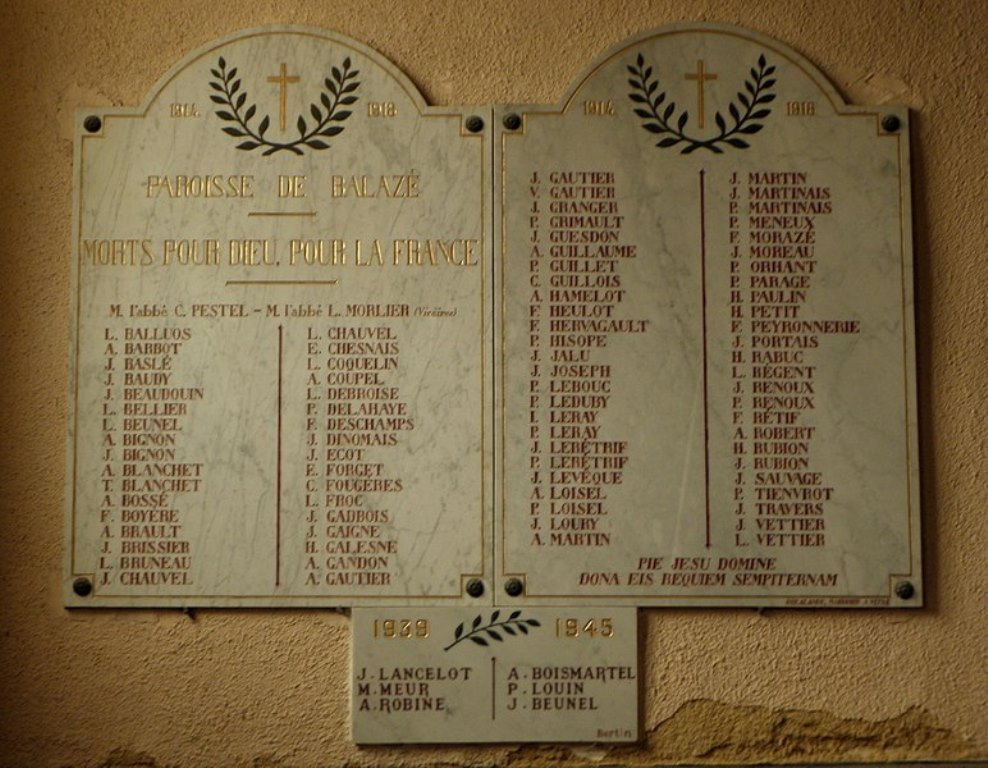 War Memorial Balazé #1
