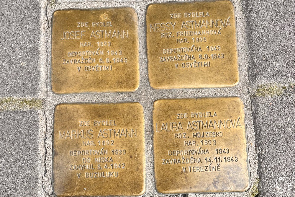 Stolpersteine Sokolsk třda 104/2 #1