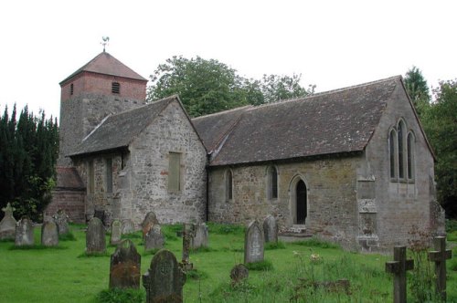 Oorlogsgraf van het Gemenebest St. Peter and St. Paul Churchyard #1