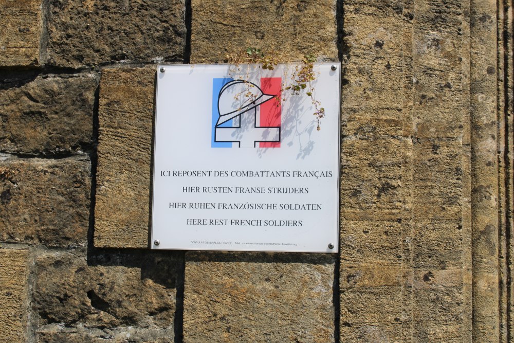 Franse Oorlogsgraven Etalle