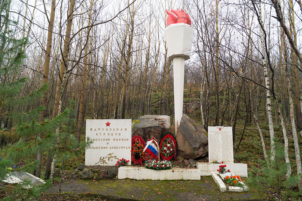 Mass Grave Soviet Soldiers Kolsky #1