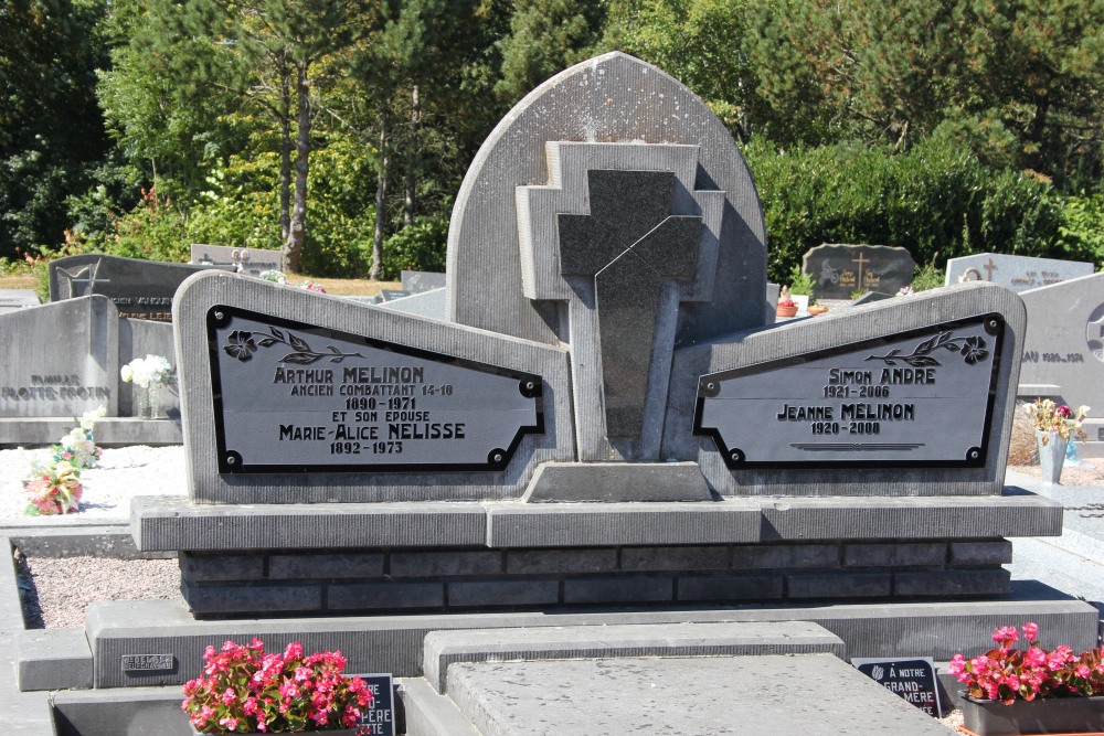 Belgian Graves Veterans Neufchteau