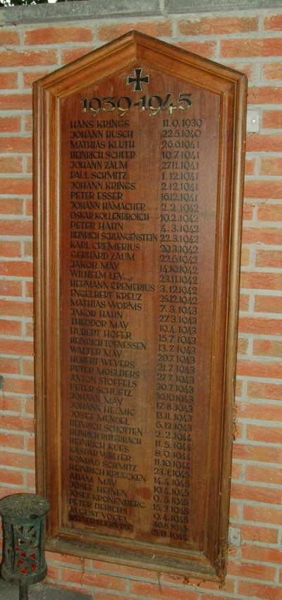 War Memorial Straberg #2