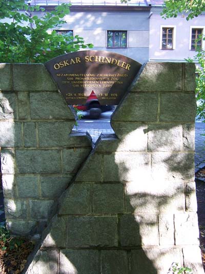 Monument Oskar Schindler Svitavy #1