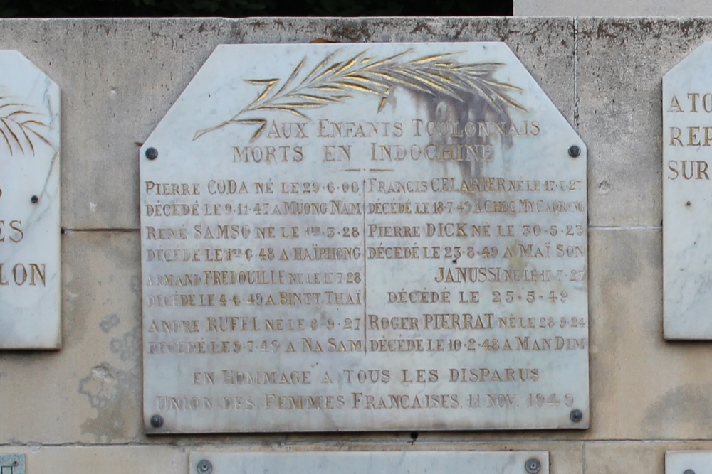 War Memorial Toulon #2
