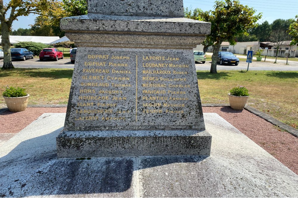 War Memorial Naujac-sur-Mer #5