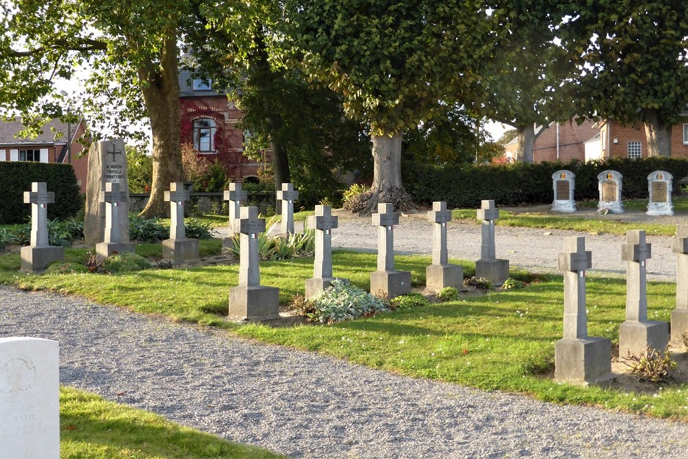 Italian War Graves Saint Servais #1