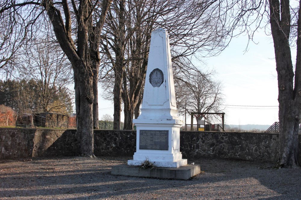 Oorlogsmonument Felenne #2