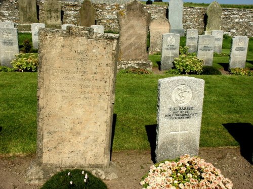 Commonwealth War Graves Osmondwall Cemetery #1