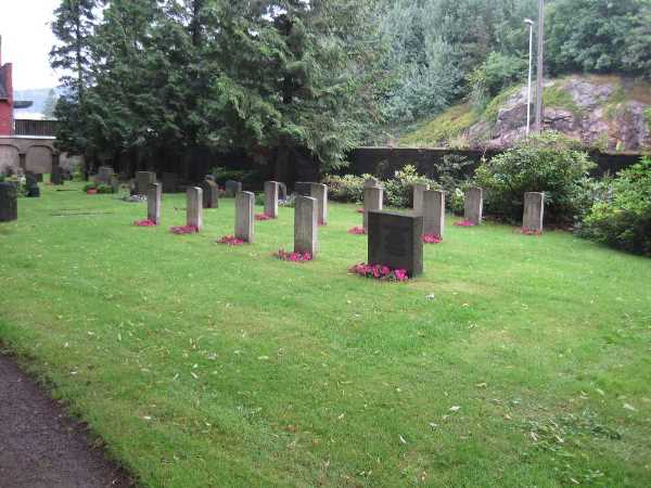 Oorlogsgraven van het Gemenebest Kristiansand Begraafplaats #1
