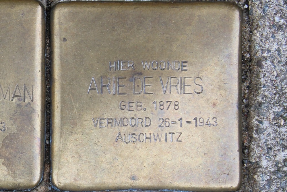 Stolpersteine Tolstraat 25 #3