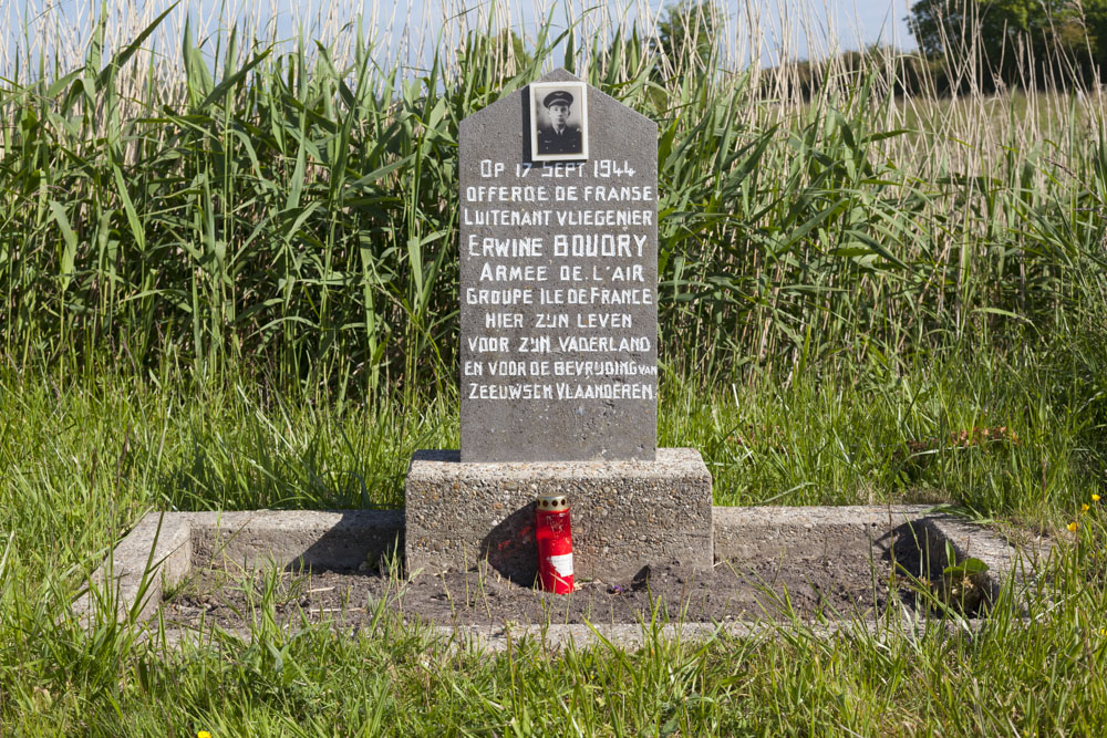 Monument Erwine Boudry #1