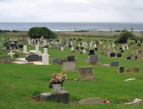 Commonwealth War Graves Kingston Cemetery #1