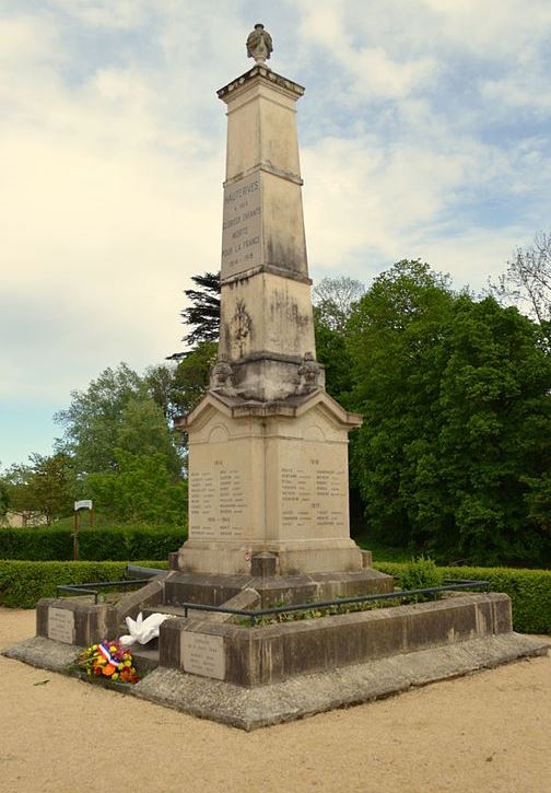 Oorlogsmonument Hauterives #1