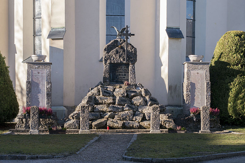 Oorlogsmonument Pinsdorf #1