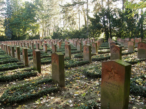 Sovjet Oorlogsgraven Leipzig #1