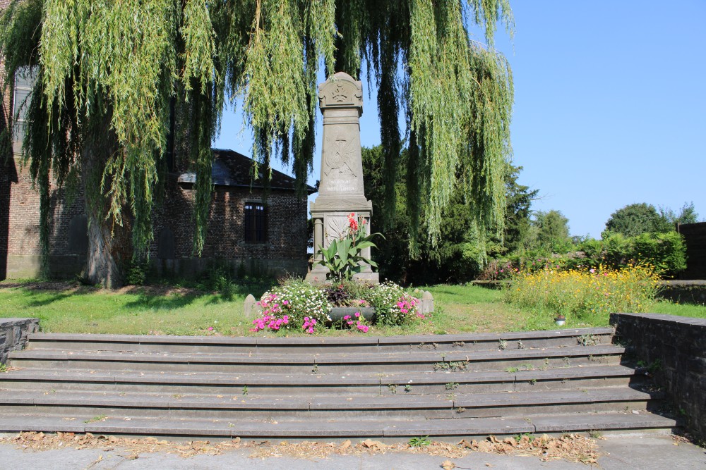 Oorlogsmonument Mourcourt	 #1