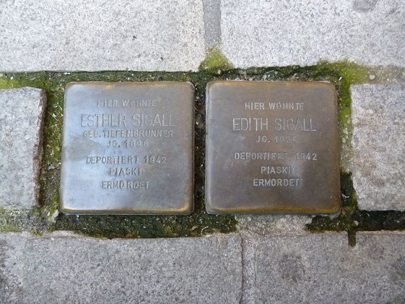 Stolpersteine Haidplatz 4