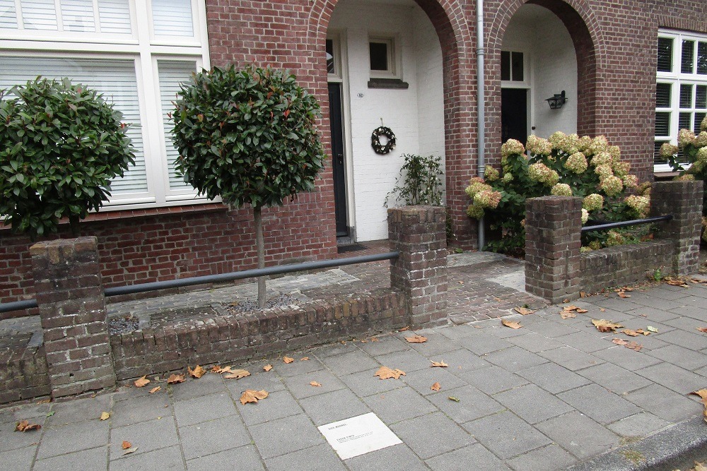 Memorial Stone Meester van Coothstraat 82 #2