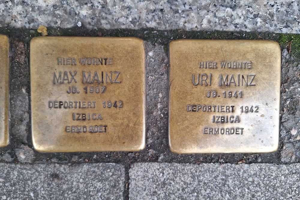 Stumbling Stones Graf-Adolf-Straße 16 #3