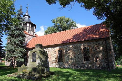 Oorlogsmonument Farsleben #1