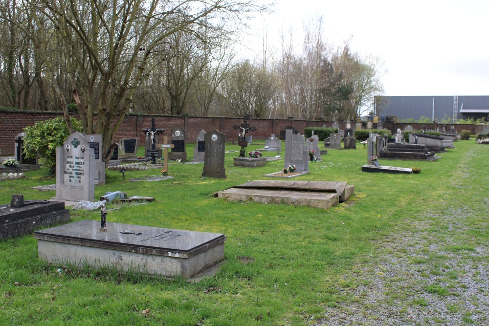 Belgische Graven Oudstrijders Halen Oude Begraafplaats