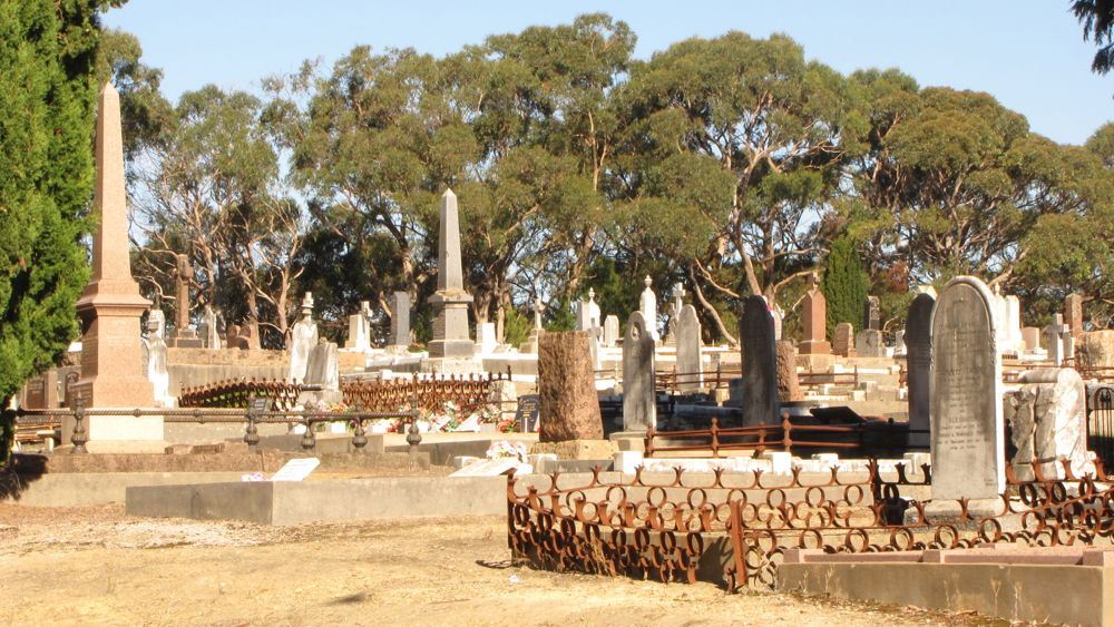 Commonwealth War Graves Stirling District Cemetery