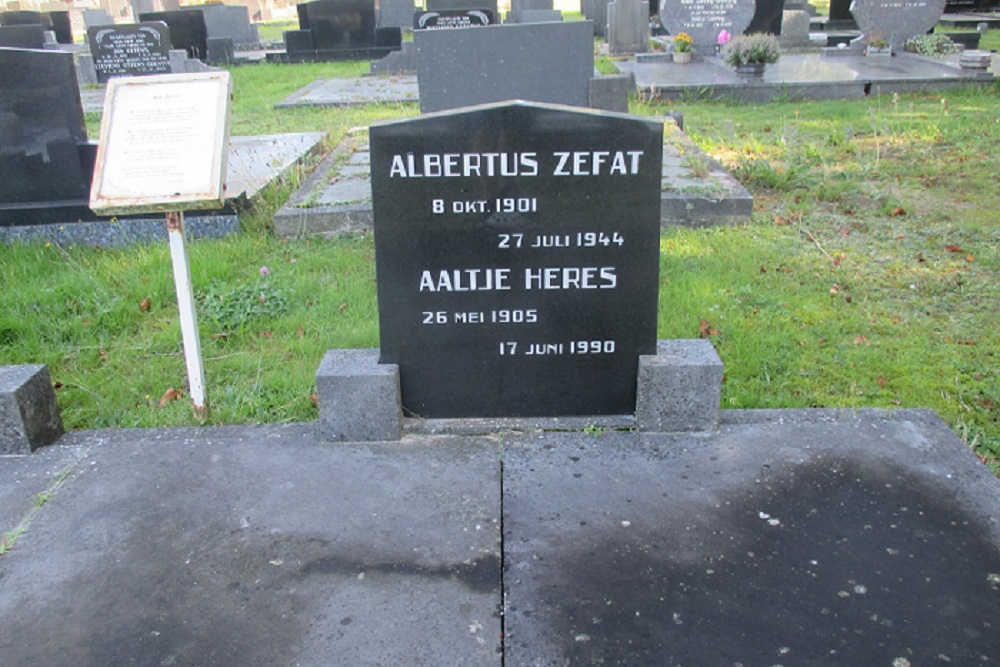 Monument Albertus Zefat Gemeentelijke Begraafplaats Odoorn #2