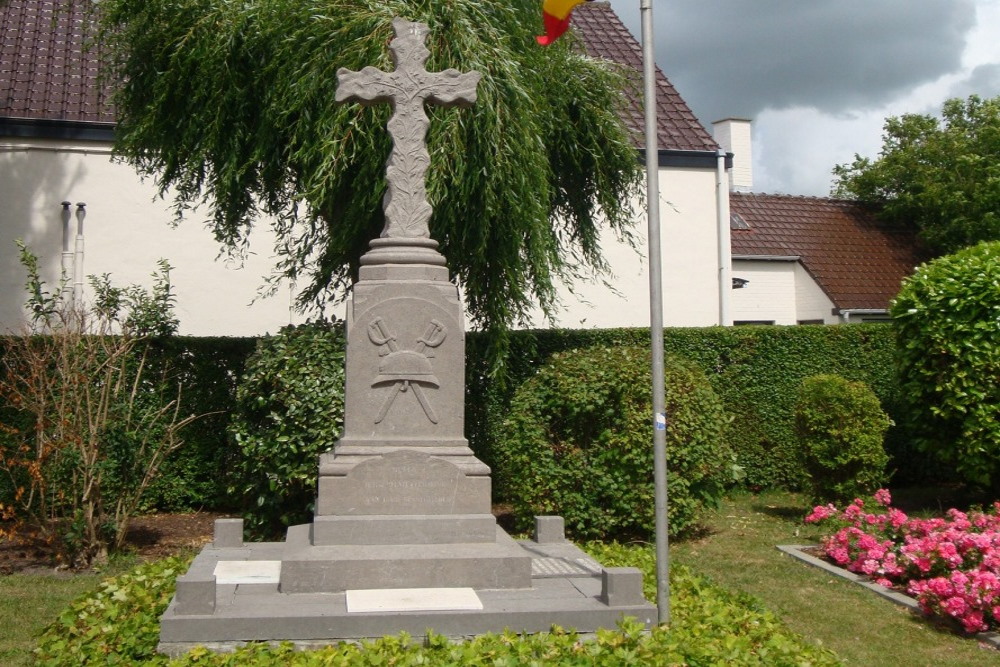 Oorlogsmonument Begraafplaats Klemskerke	 #2