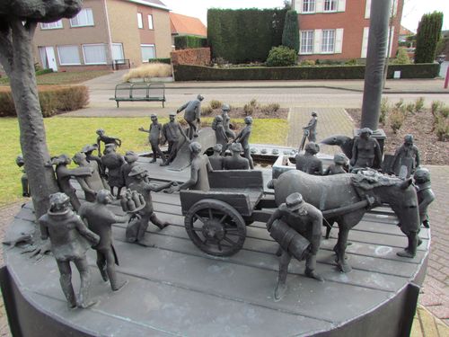 Beeldhouwwerk Polenplein Ruiselede #2