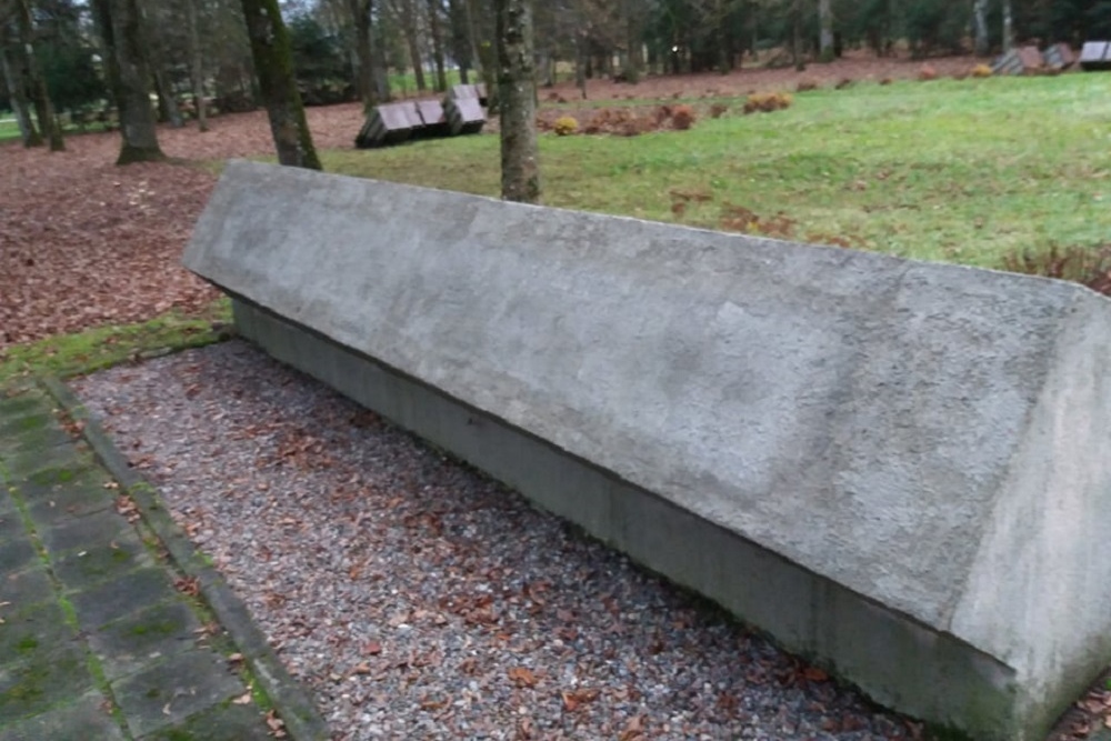 Soviet War Cemetery Kurėnai