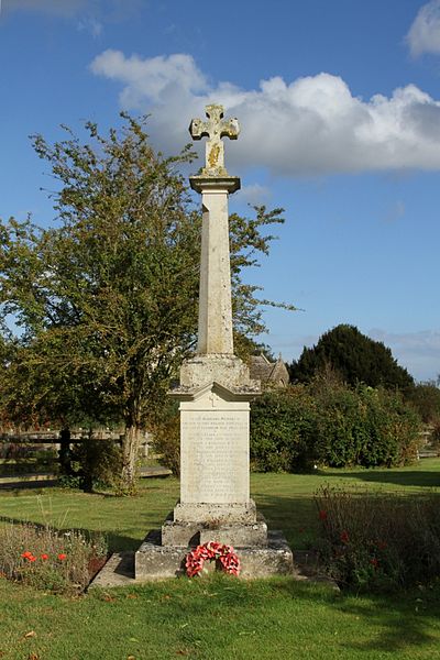 Oorlogsmonument Marston #1