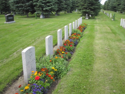 Commonwealth War Graves Innisfail Cemetery #1