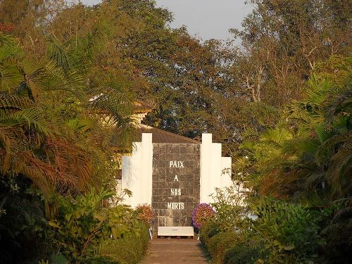 French Military Cemetery Vientiane #4