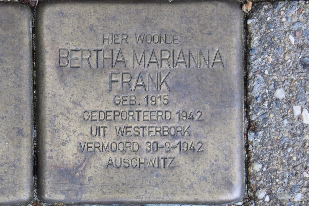 Stolpersteine Wed 8 #4