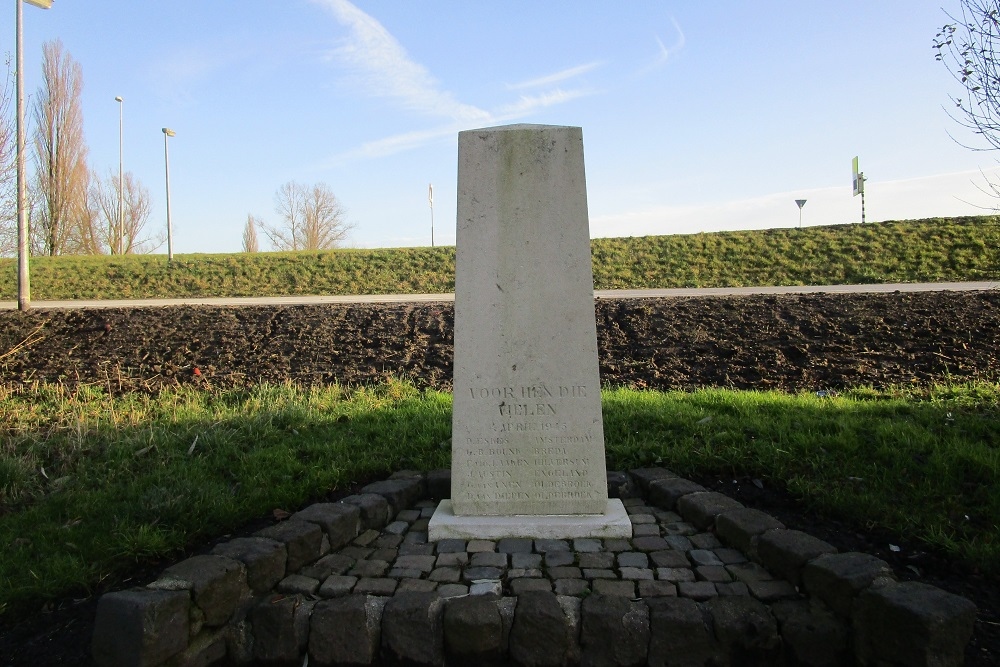 Memorial on the Geldersedijk at Hattem #4