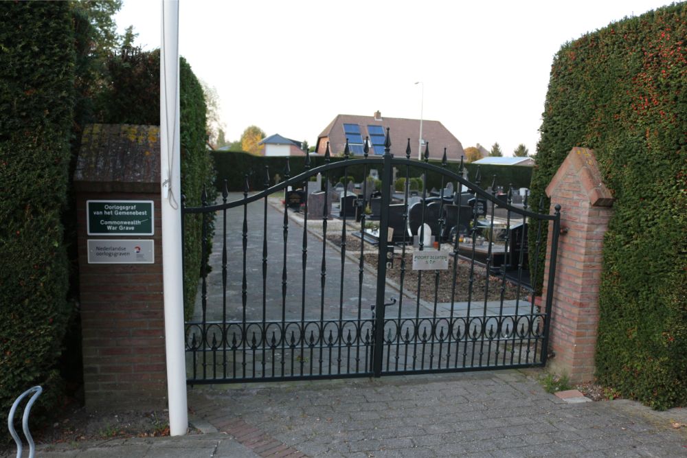 Graves Civilian Casualtys Roman Catholic Cemetery Velddriel #3