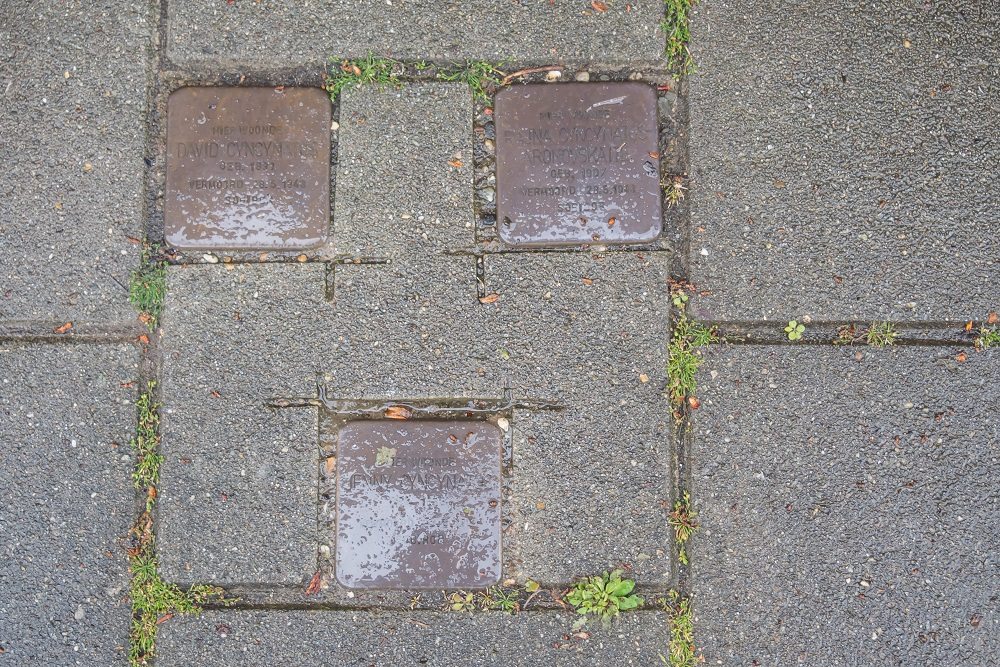 Stumbling Stones Hoofdstraat (now Ambyerstraat-Zuid 5) #1