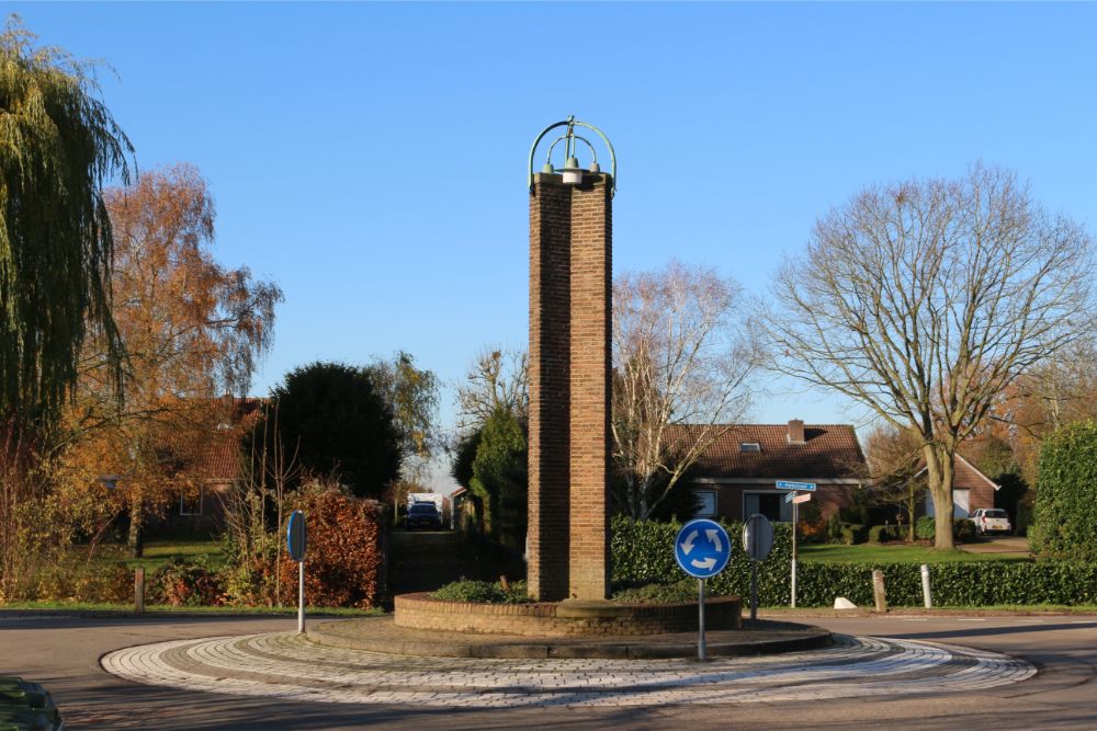 Oorlogsmonument Zoelen #1