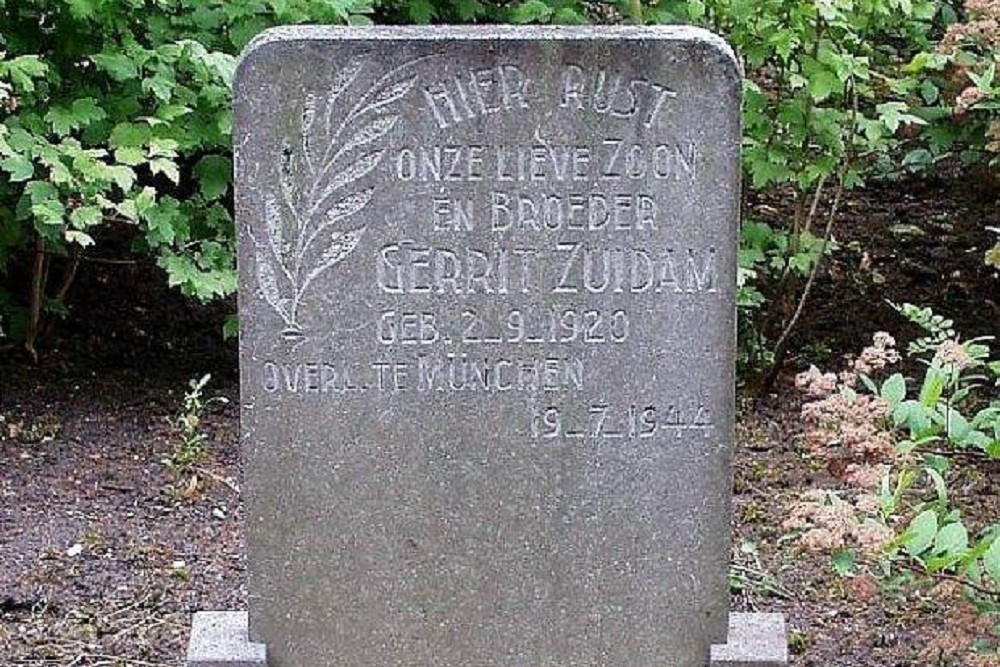 Dutch War Graves General Cemetery IJsselhof Gouda #3