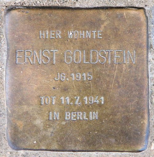 Stolpersteine Niebuhrstrae 67 #2