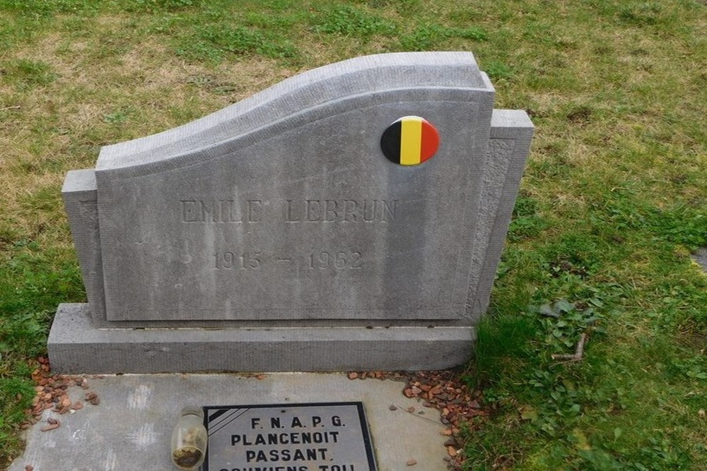 Belgian Graves Veterans Plancenoit #4