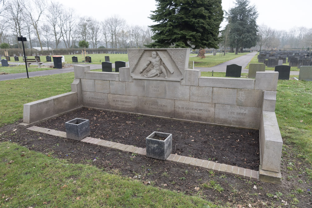 Dutch War Graves Terneuzen #1