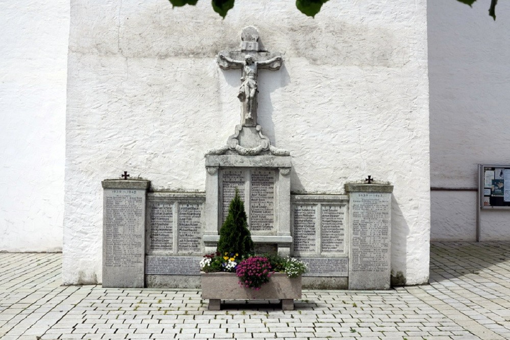 Oorlogsmonument Thurnau #1